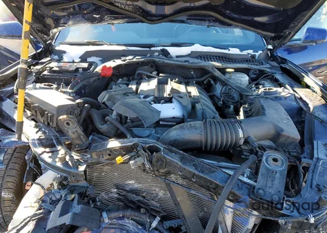 2019 Ford Mustang z USA, uszkodzony, nr VIN 1FATP8UH7K5121143